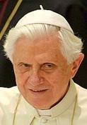 Le Pape Benot XVI tait l'archevque de Munich au moment des faits.