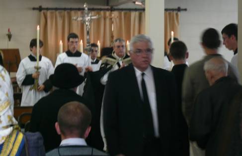 La messe de funérailles de l’abbé Vérité à Lorient, sur la terre mariale de Bretagne