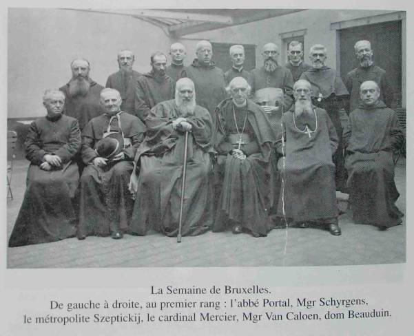 L’abbé Portal vers 1925, en compagnie de Dom Beauduin, son continuateur et du cardinal Mercier