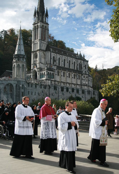 FSSPX Lourdes 2008