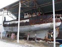  Le Virgo Maria, construit en 1957... chez Lefebvre... et mis  sec en 1997 sera  l'honneur avant d'tre sans doute dtruit.